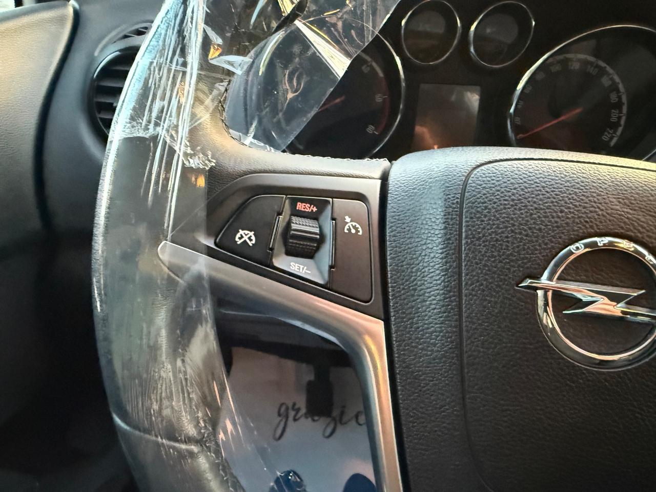 Opel Meriva 1.3 CDTI 95CV - Neopatentati