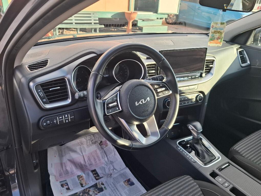 Kia Ceed 1.6 CRDi 136 CV MHEV DCT SW Business