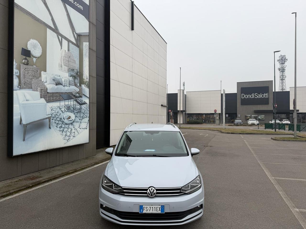 Volkswagen Touran 1.6 TDI 115 CV SCR DSG Executive BlueMotion Tech.