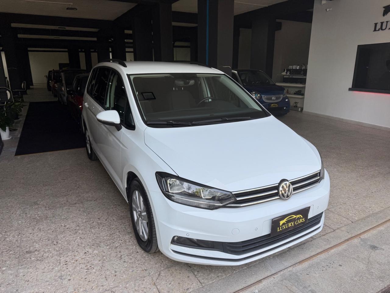 Volkswagen Touran 2.0 TDI DSG 2020