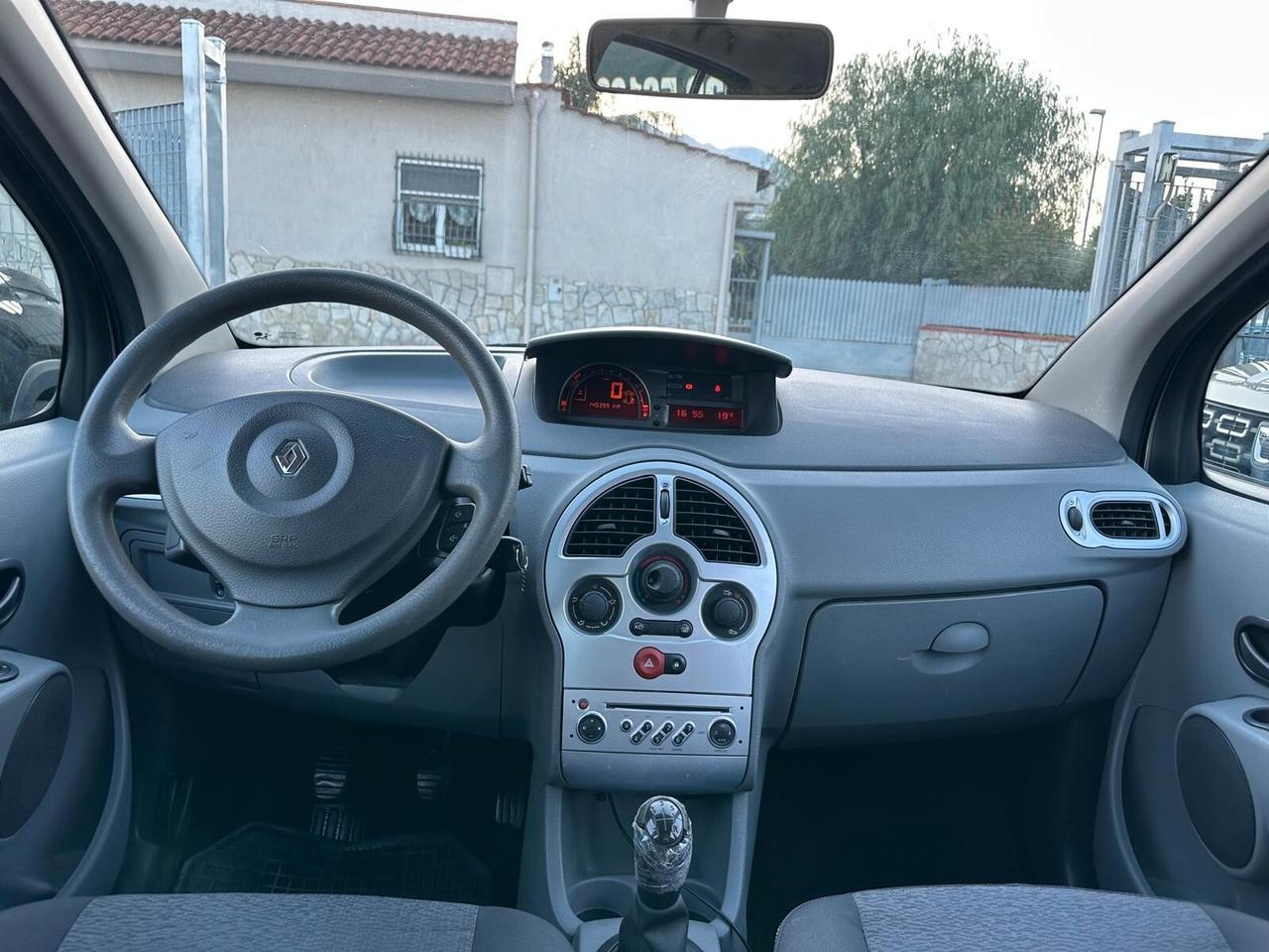 Renault Modus 1.2 16V Live-03/2011