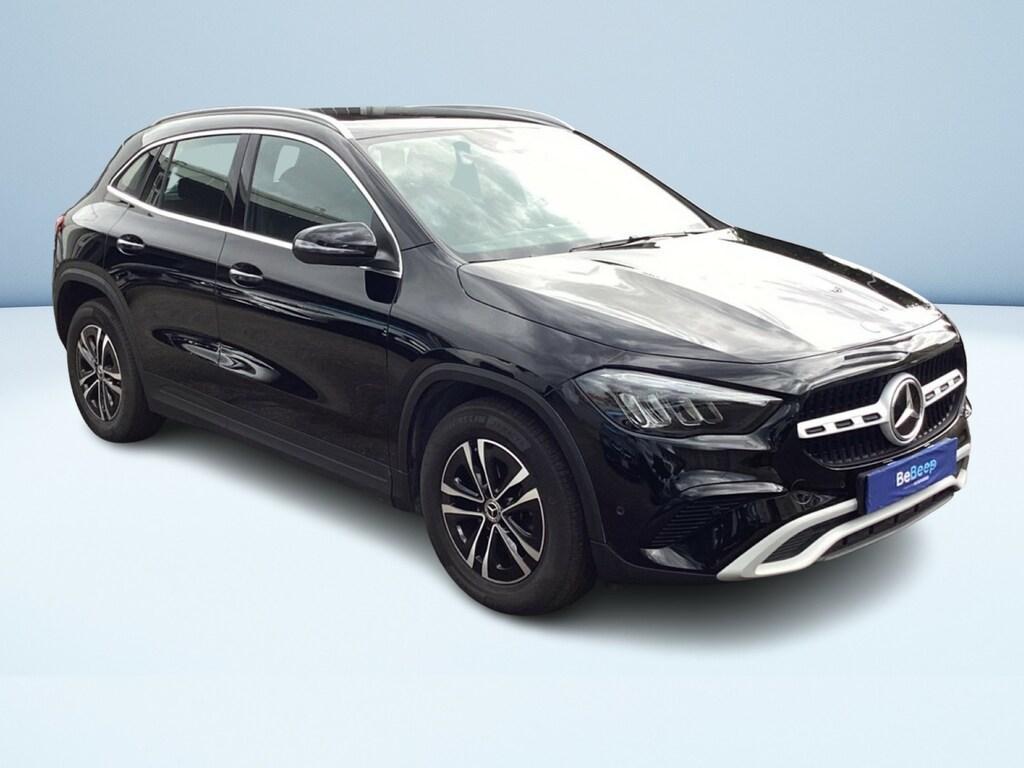 Mercedes GLA 180 180 D Progressive Advanced 8G-DCT