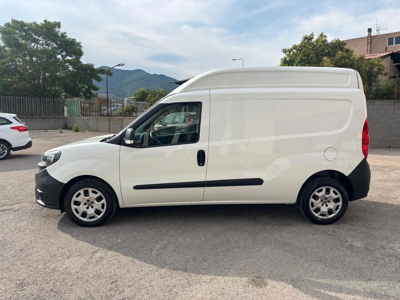 Fiat Doblo' maxi tetto alto 02/2022 1.6 mjet