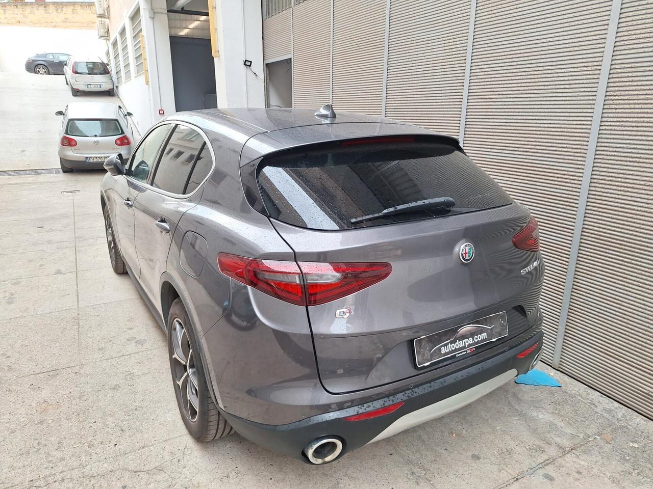Alfa Romeo Stelvio 2.2 Turbodiesel 210 CV AT8 Q4 Super