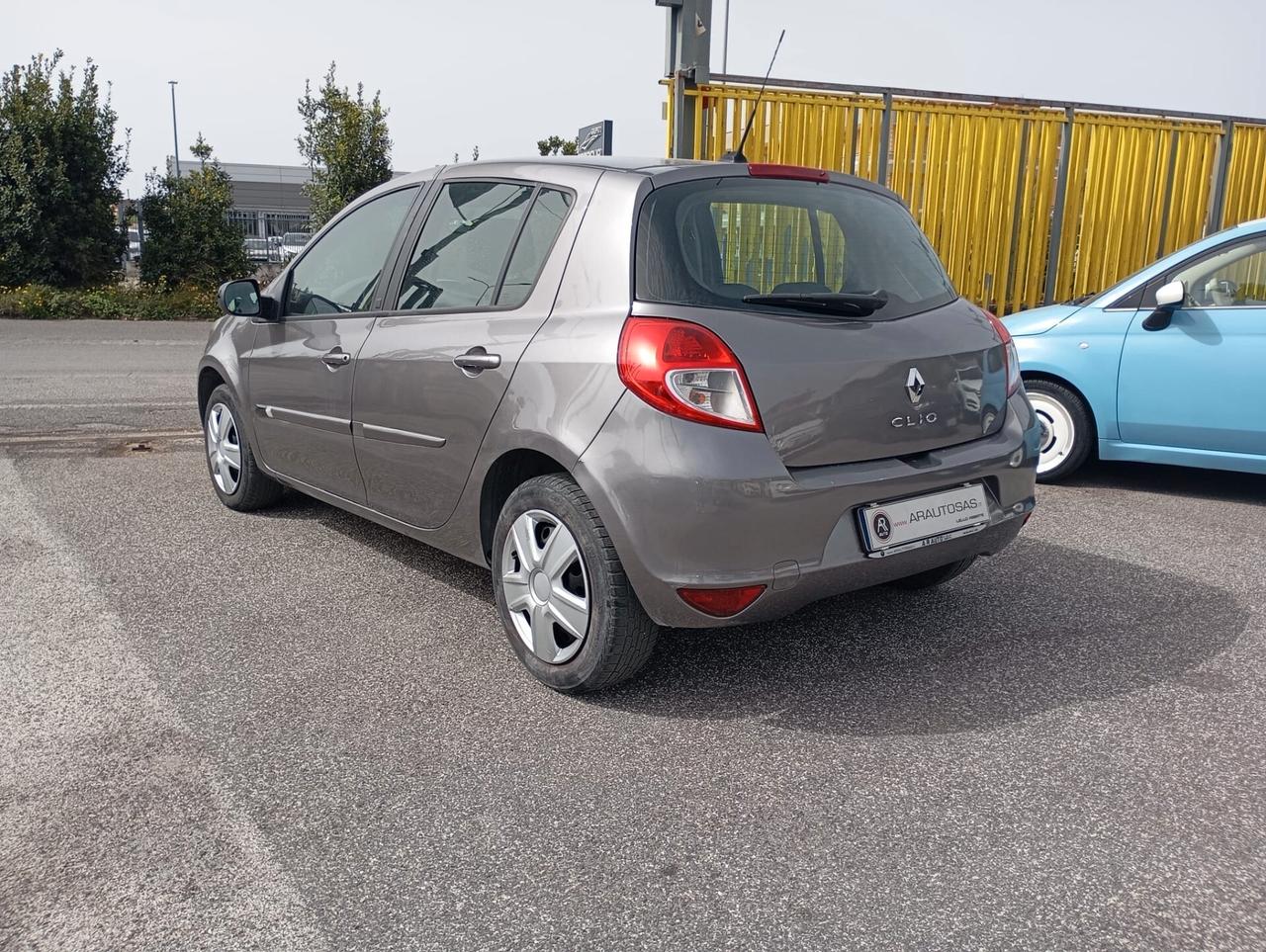 Renault Clio 1.2 16V 5 porte 20th Anniversario