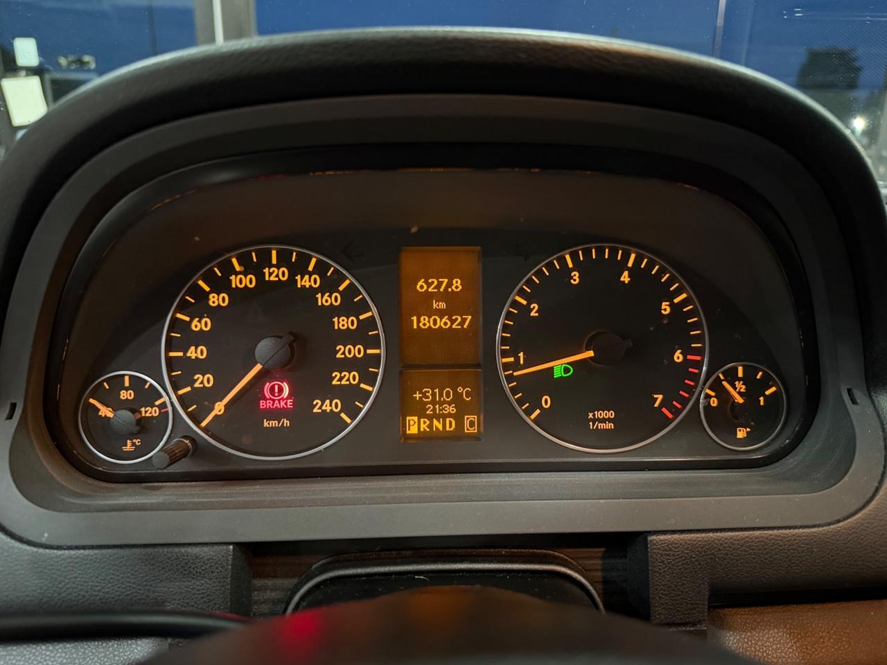 Mercedes-benz A 180 AUTOMATIC AVANTGARDE
