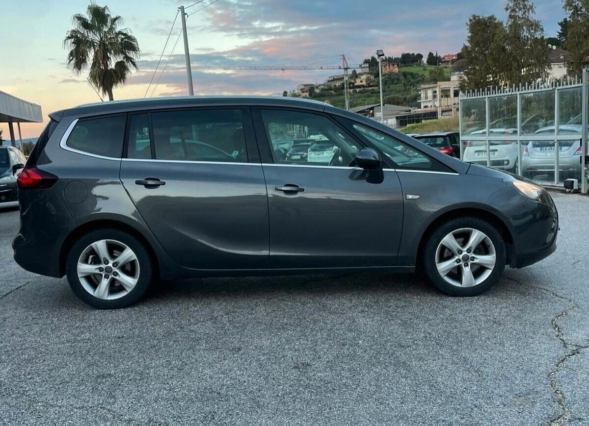 Opel Zafira Tourer 2.0 CDTi 130CV Cosmo