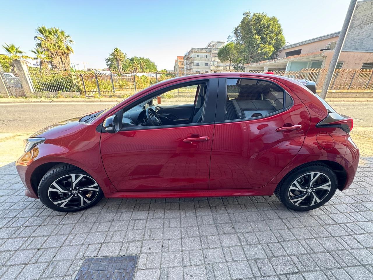 Toyota Yaris 1.5 Hybrid 5 porte Trend