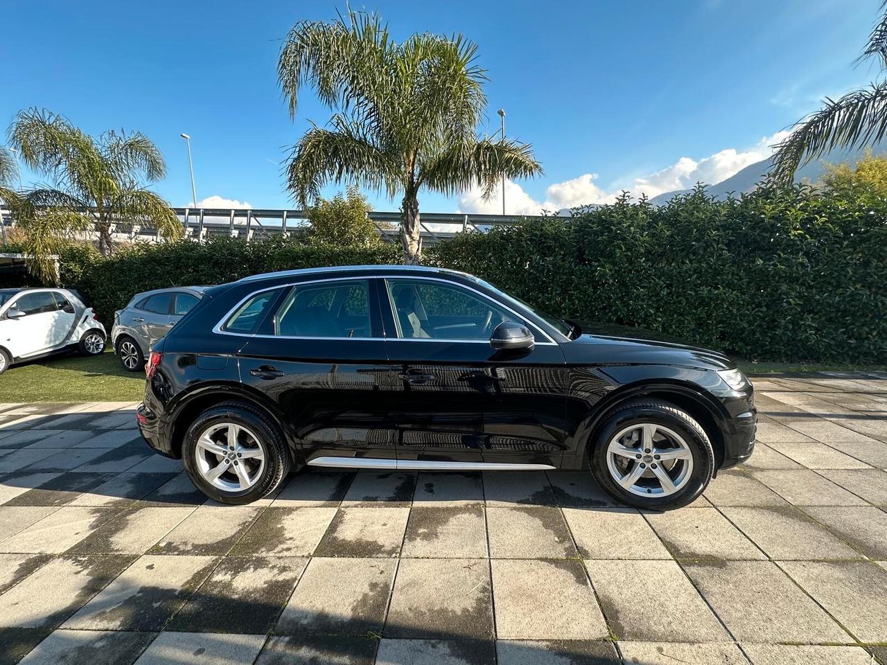 Audi Q5 2.0 TDI 163cv S tronic Sport 2018 FARI LED- CERCHIO 18'