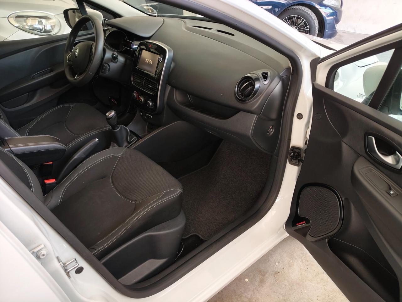 Renault Clio 1.2 75CV 5 porte Zen