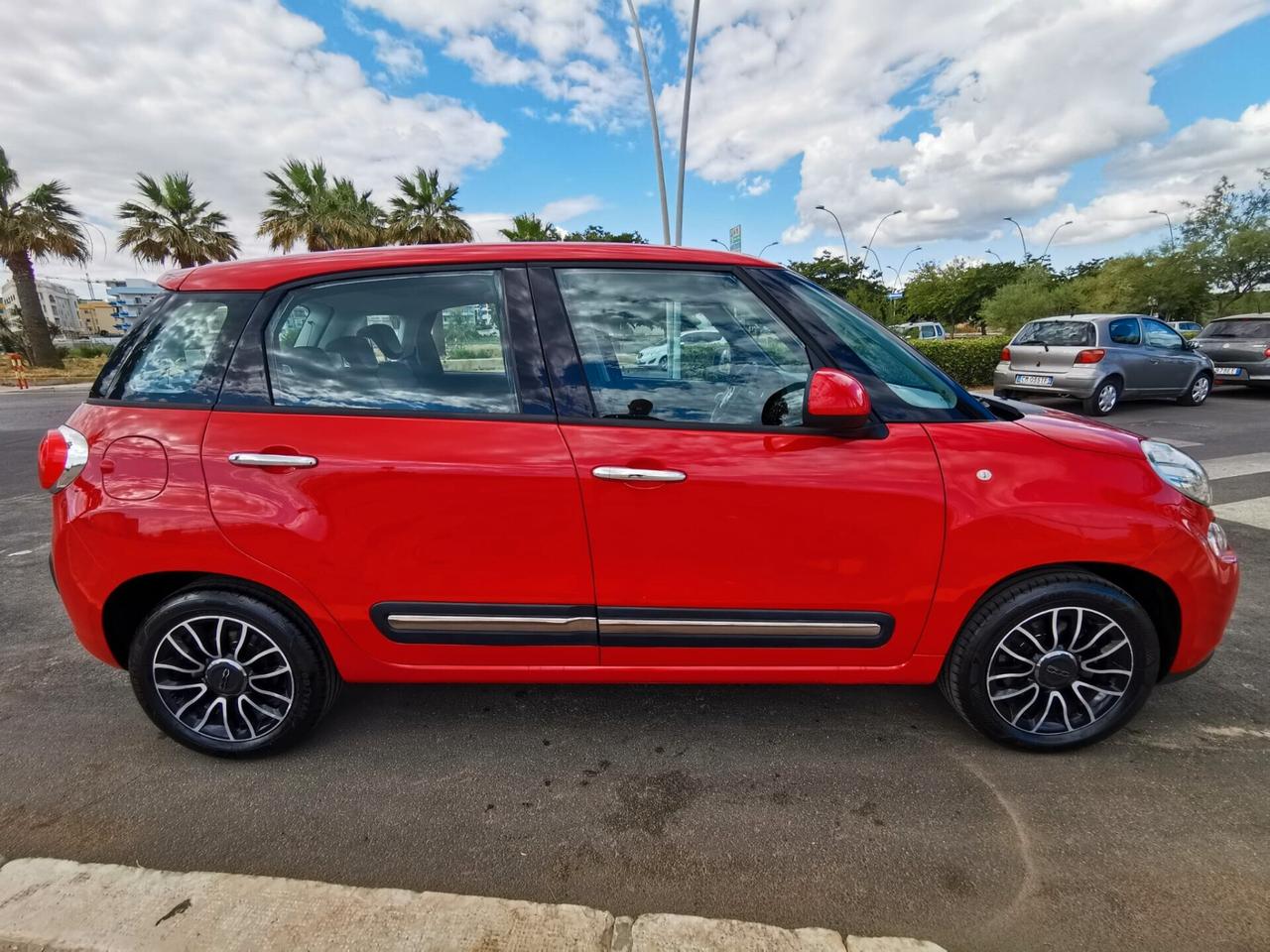 Fiat 500L 1.3 MJT 85CV Lounge TETTO PANOR.