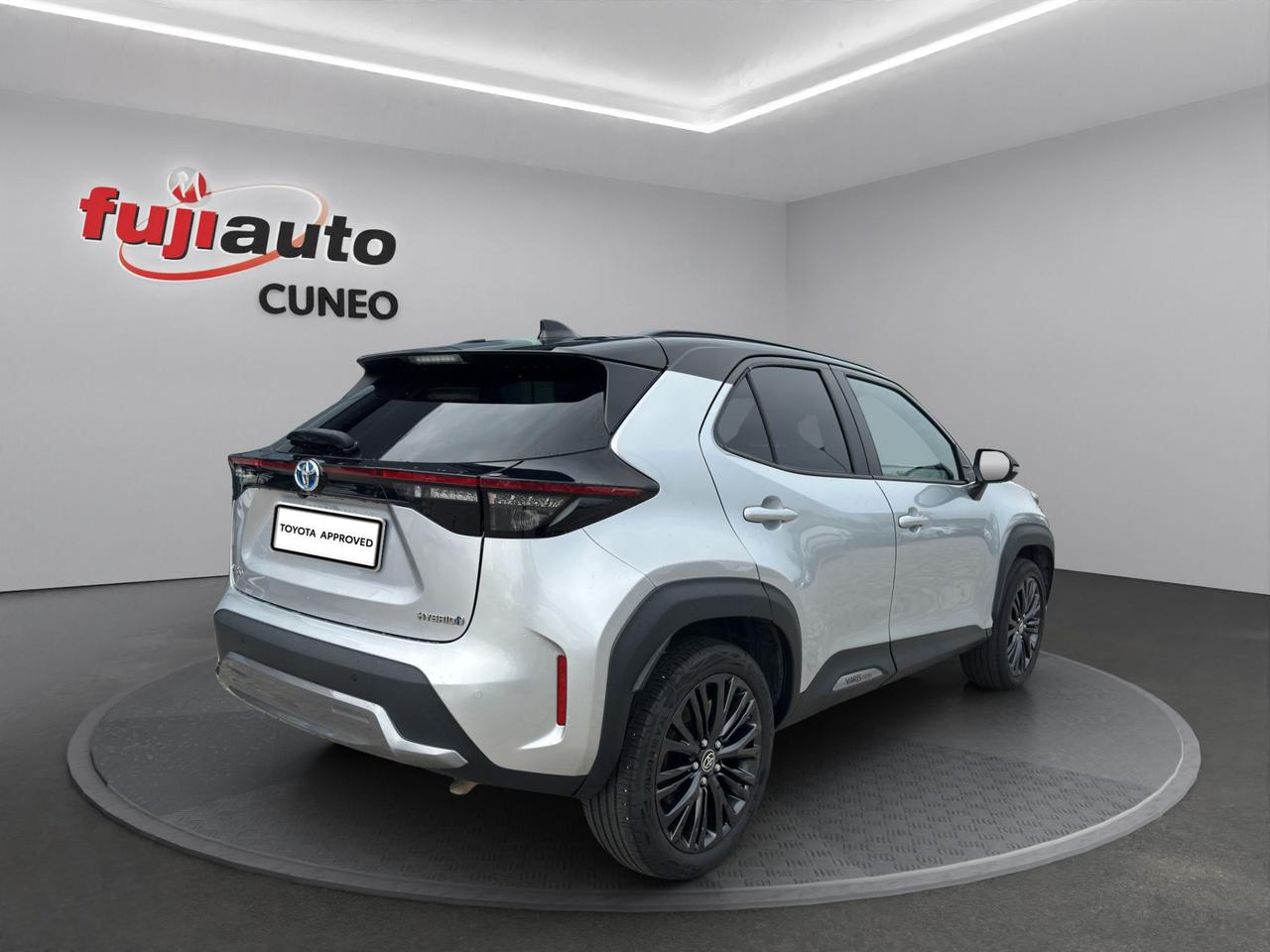 Toyota Yaris Cross 1.5h Adventure fwd 116cv e-cvt