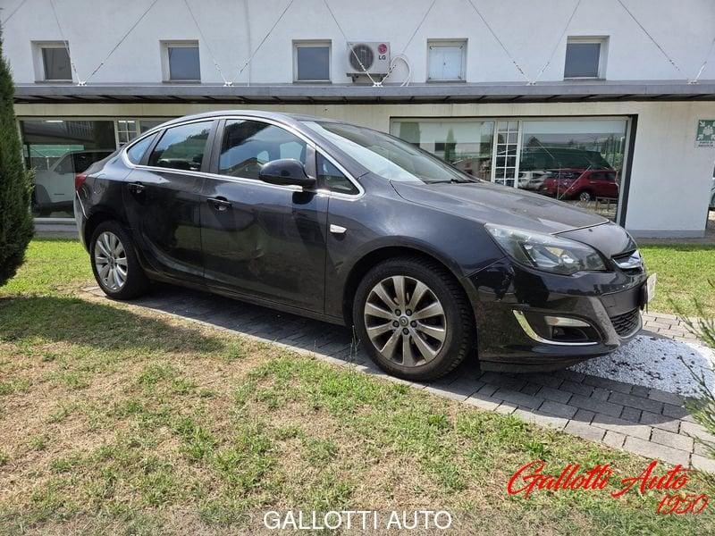 Opel Astra 1.4 Turbo GPL 140CV 4 porte