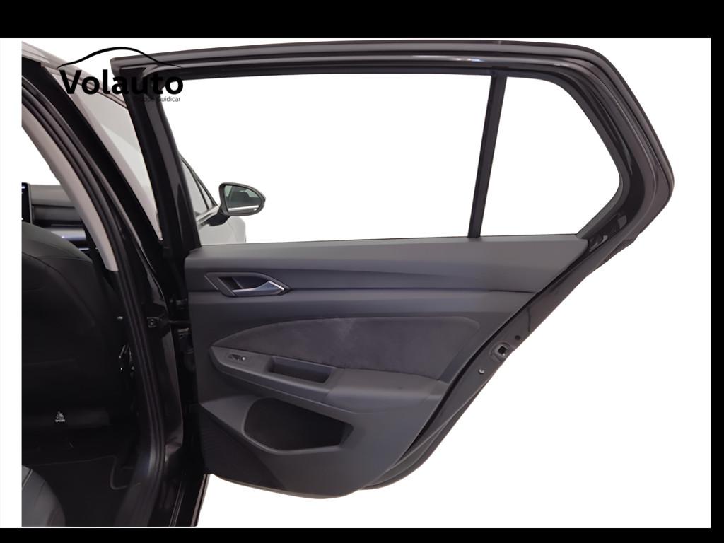 VOLKSWAGEN Golf VIII 2024 - Golf 2.0 tdi Style 150cv dsg