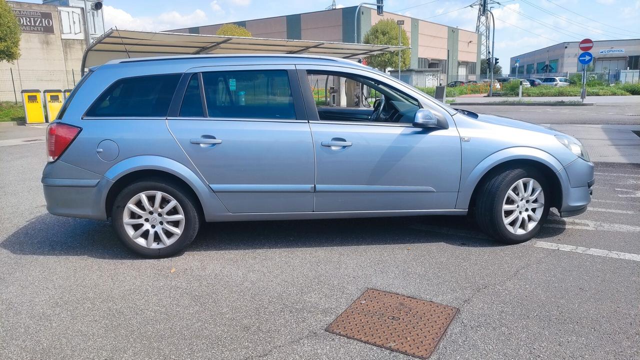Opel Astra 1.6 Benz Twinport NEOPATENTATI - 2006