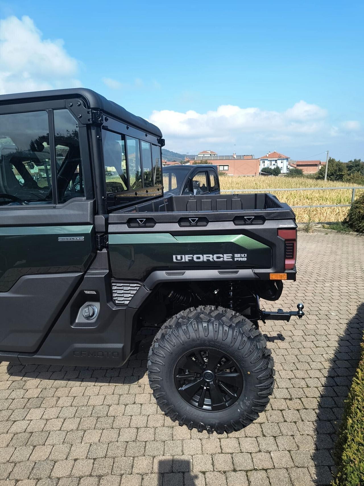 CFMOTO UFORCE 1000 PRO HIGHLAND