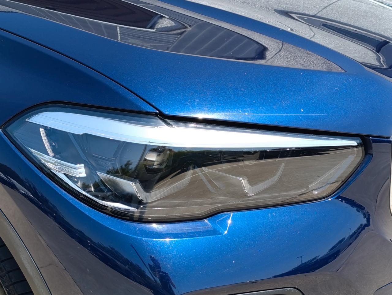 BMW X5 xdrive40d mhev 48V Business auto