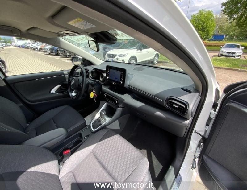 Toyota Yaris 4ª serie 1.5 Hybrid 5 porte Trend