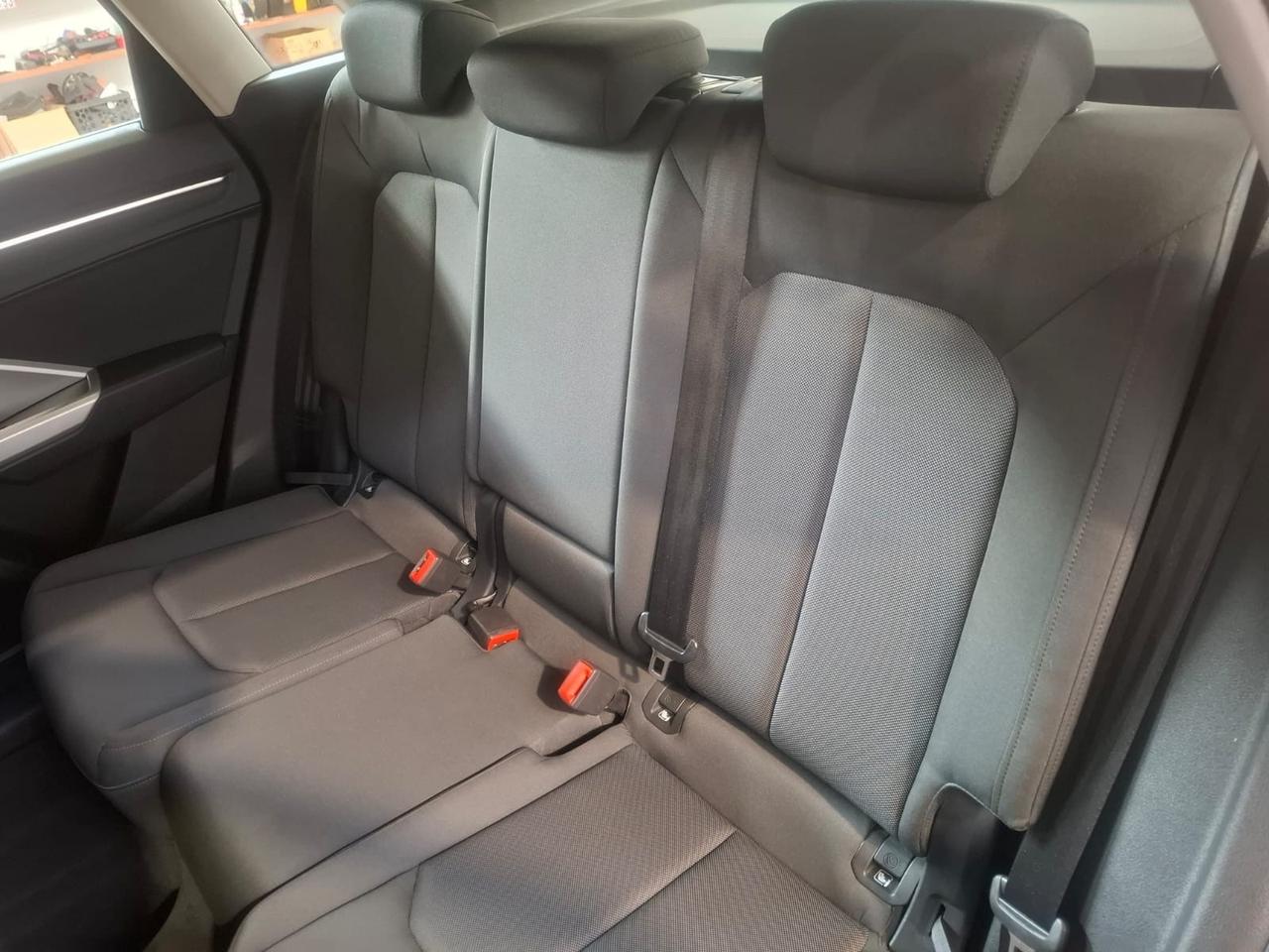 Audi Q3 35 TDI S tronic line edition