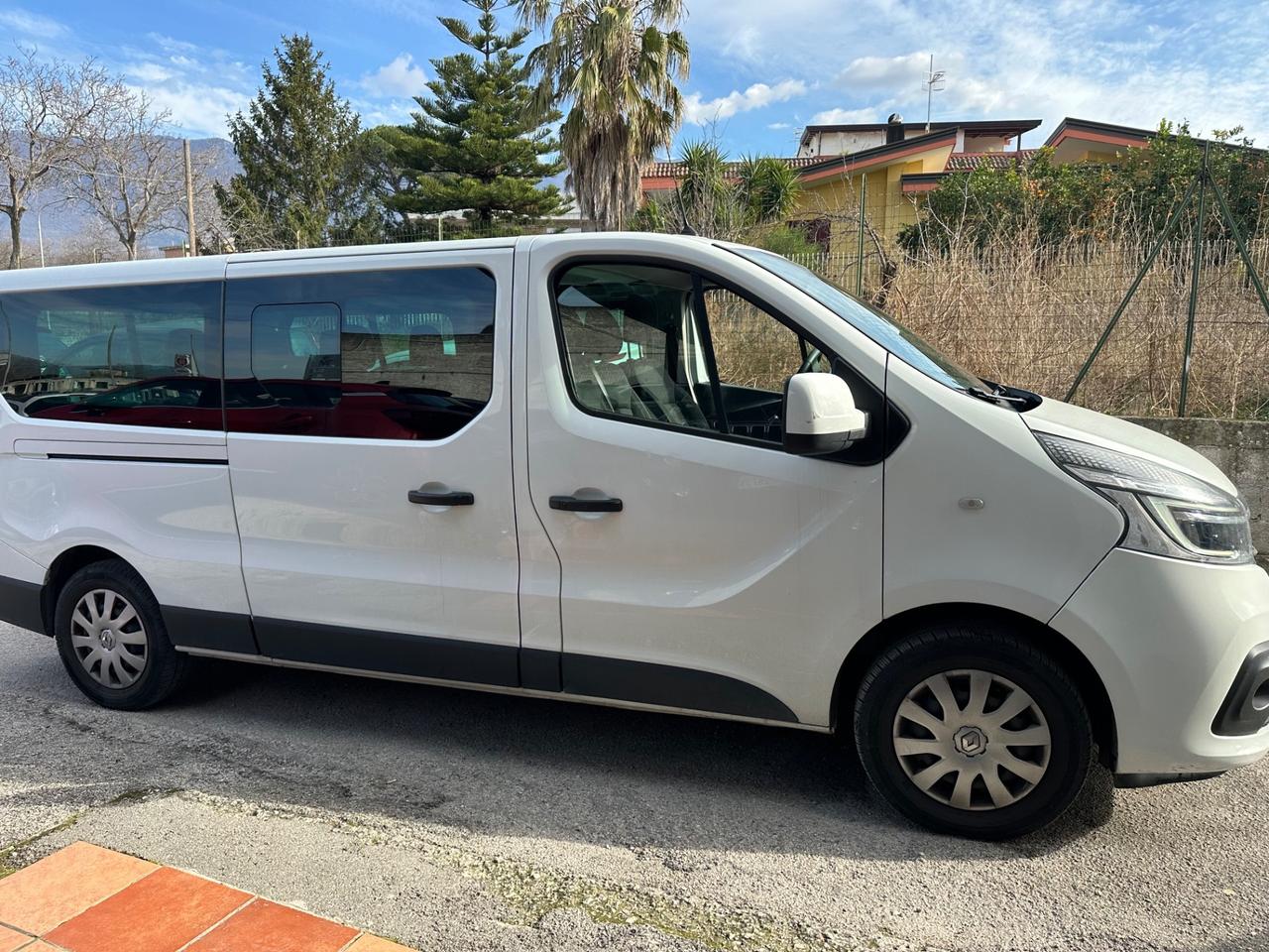 Renault Trafic 2.0 120Cv INTENS 9 POSTI