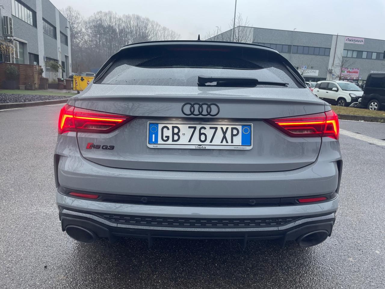 Audi RSQ3 SPB quattro*Automatik*Navi*Pelle