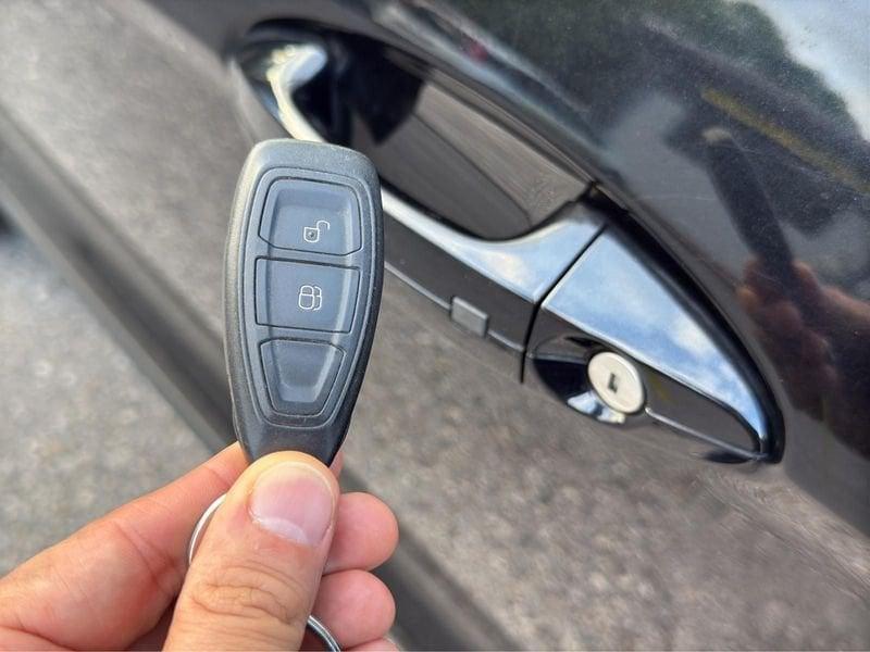 Ford EcoSport Ecosport 5p 1.5 TDCi 95cv Titanium Gancio Traino