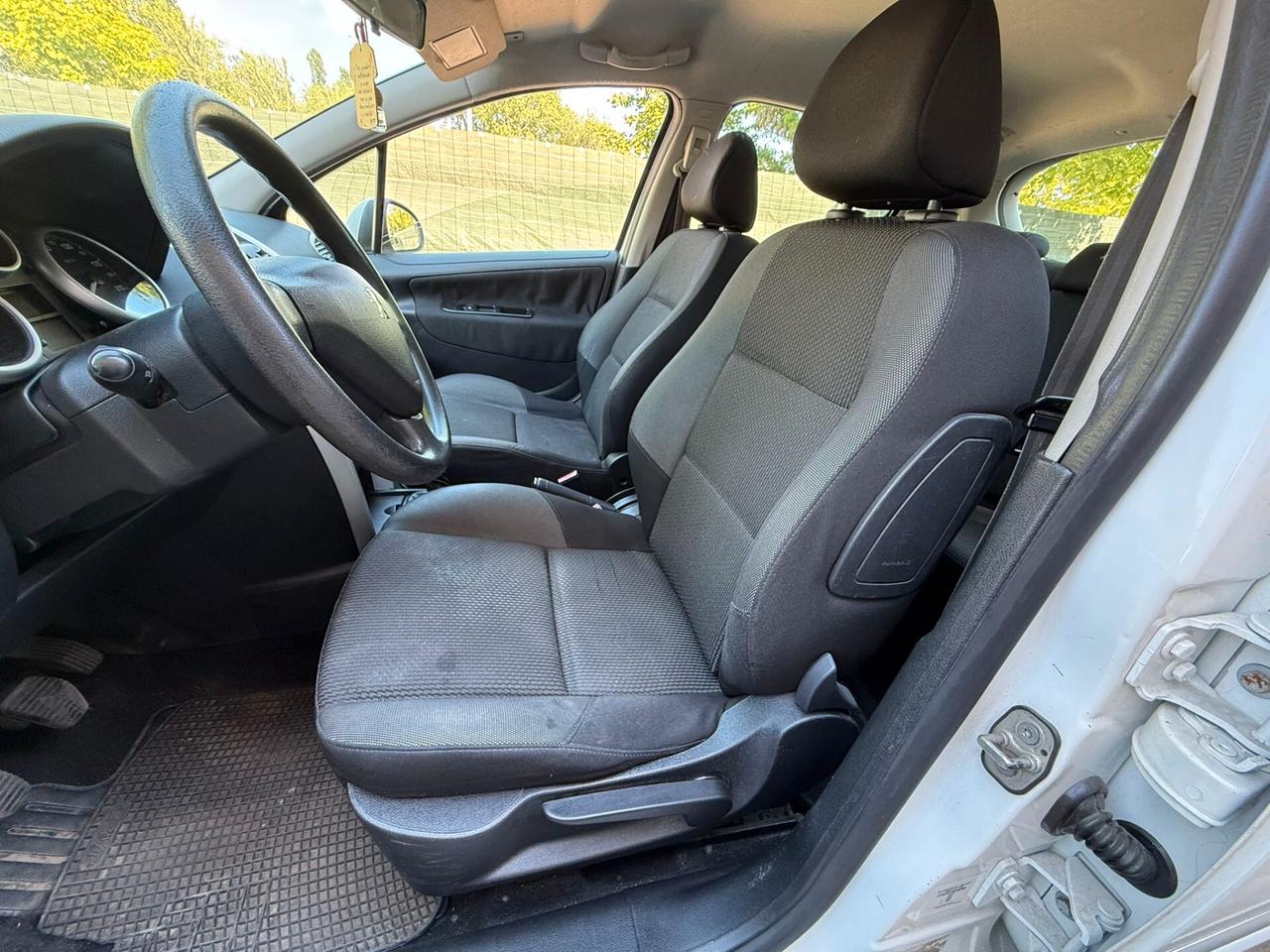 Peugeot 207 5p 1.4 eco-GPL valido fino 2033