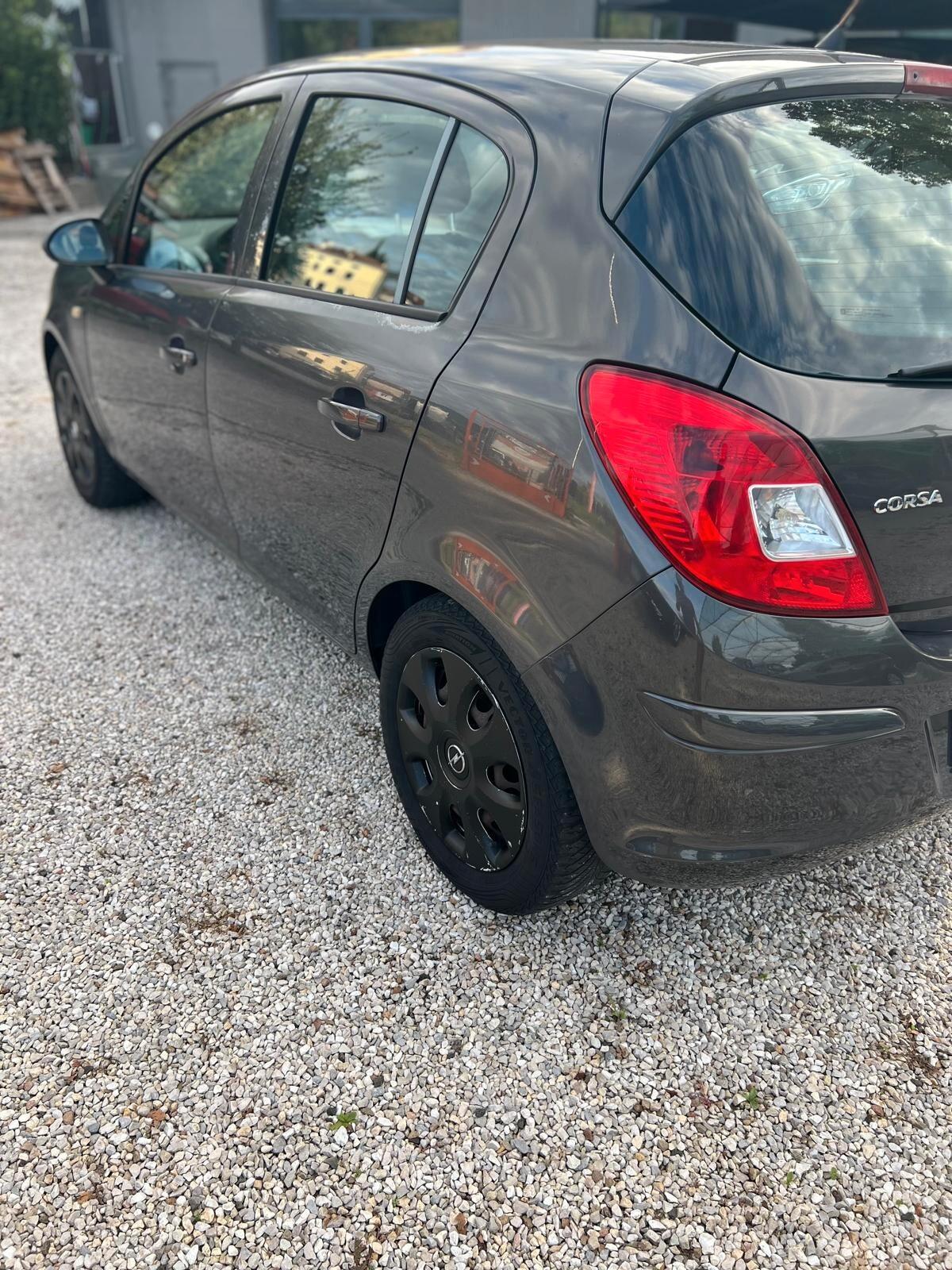 Opel Corsa 1.2 85CV 5 porte GPL-TECH Ecotec