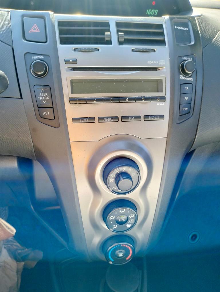 Toyota Yaris 5 Porte Yaris 5p 1.3 dual Sol my10