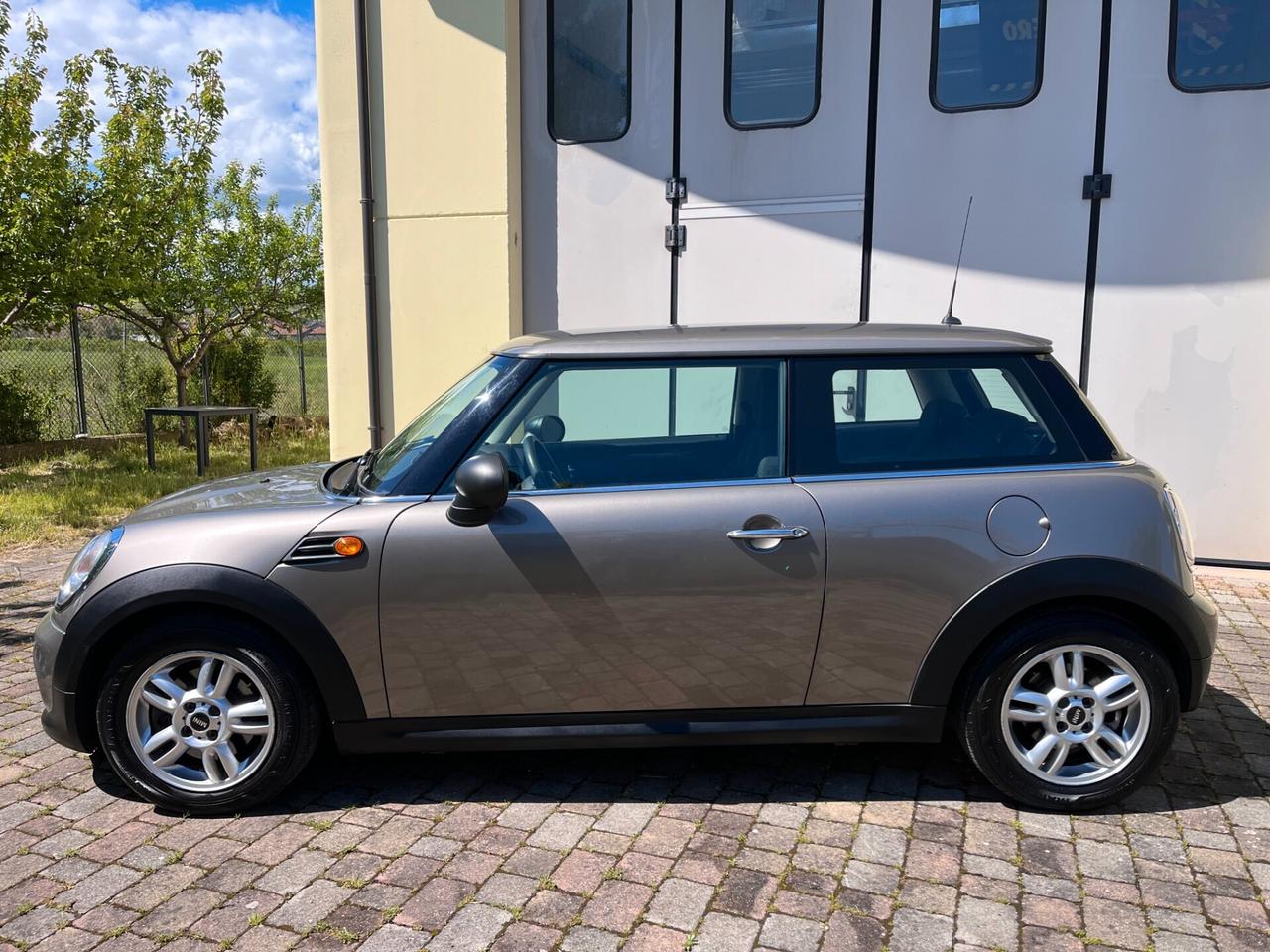 MINI 1.6 16V Cooper D