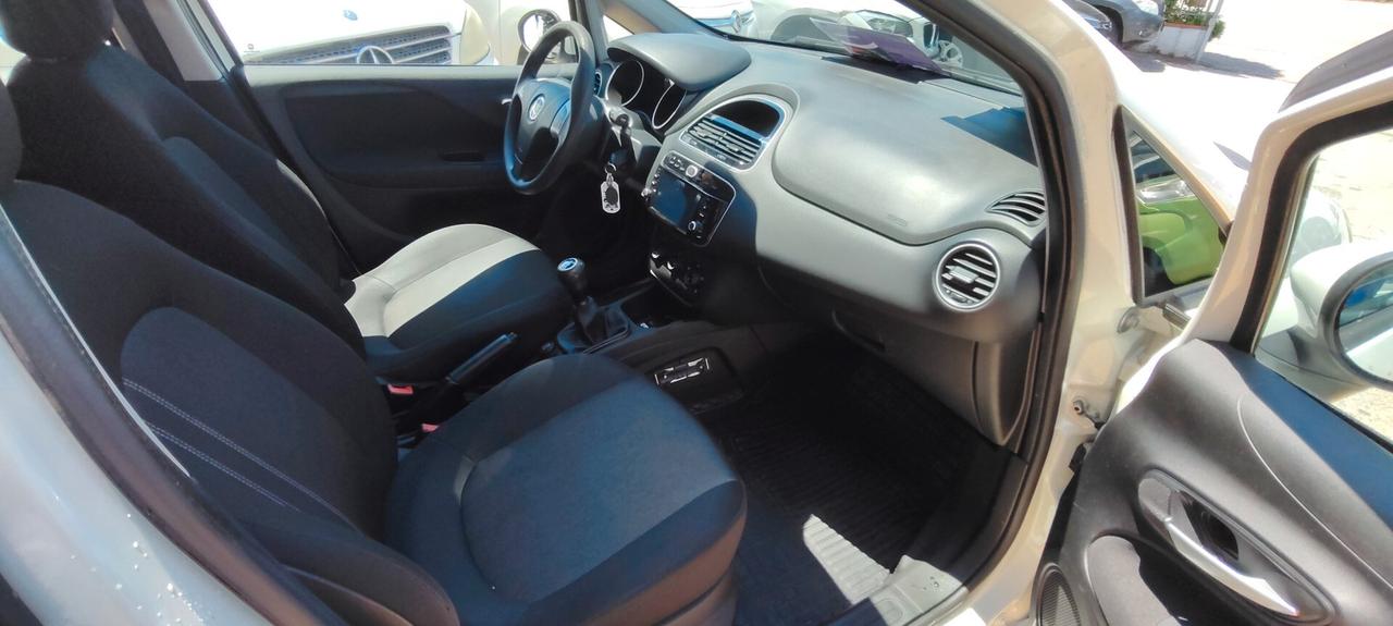 Fiat Punto 1.3 MJT II 75 CV 5 porte Street