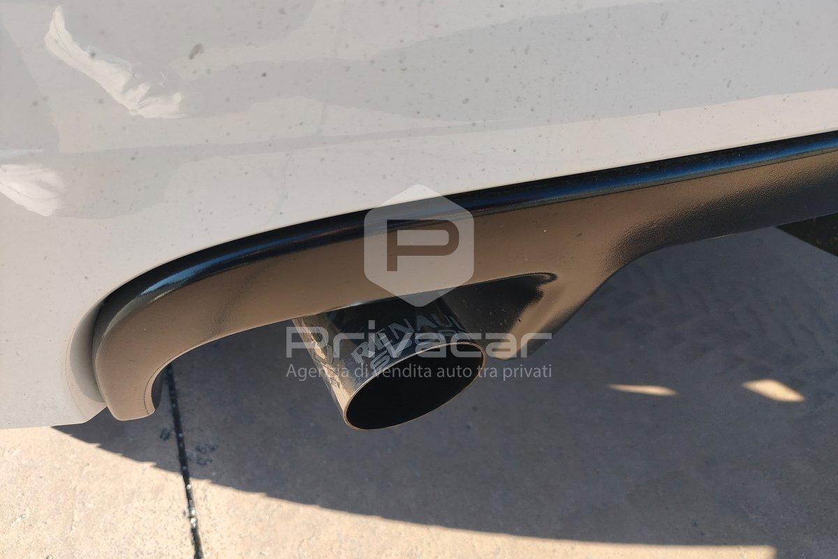 RENAULT Clio 2.0 16V 200CV 3 porte RS