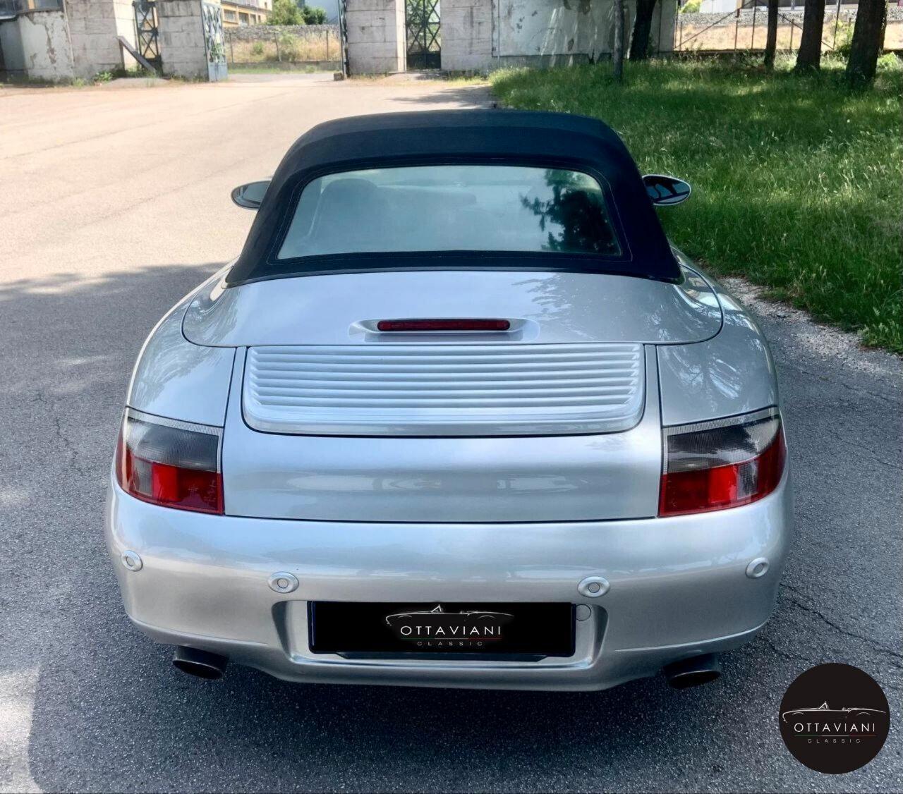 Porsche 911 996 Carrera 4