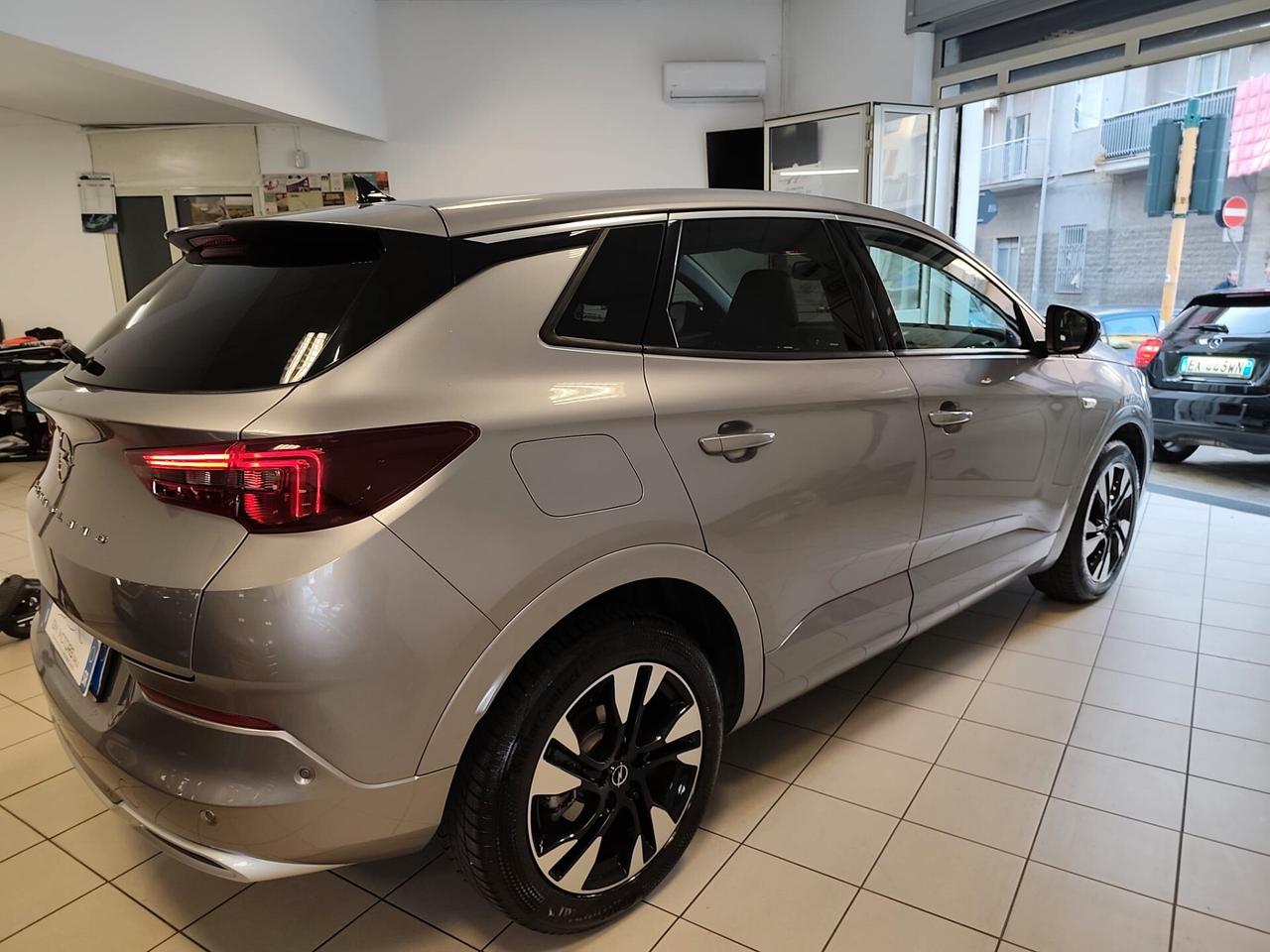 Opel Grandland 1.5 diesel Ecotec aut. Business Elegance