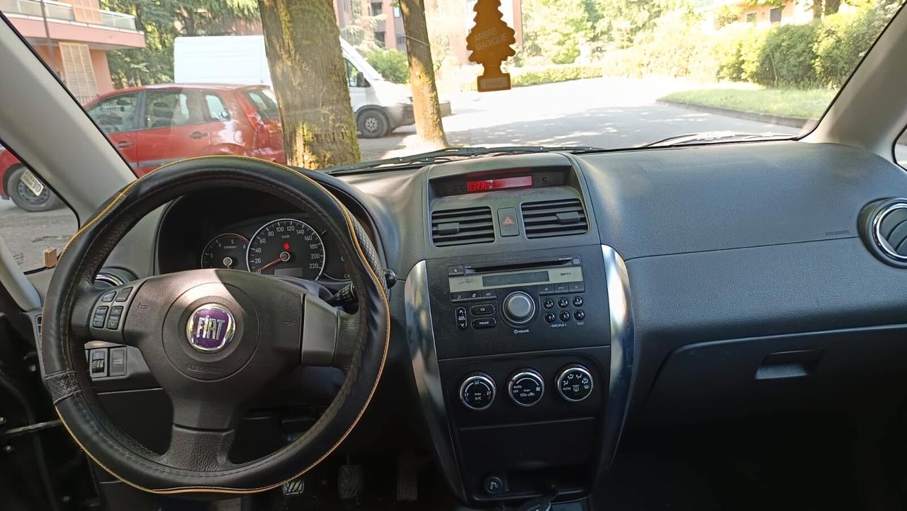 Fiat Sedici 1.9 MJT 4x4 Experience