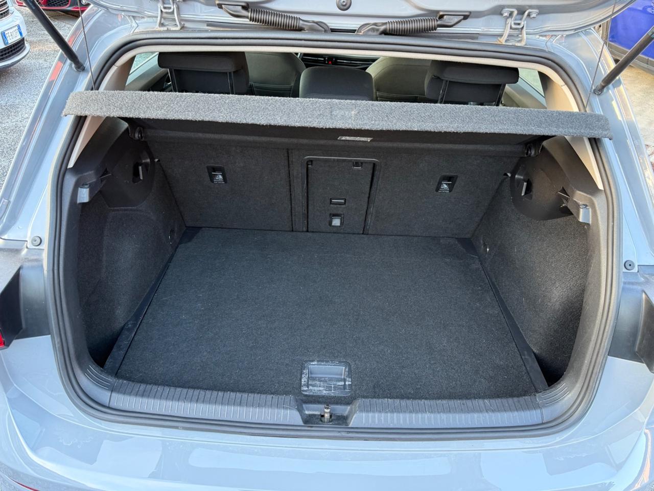 Golf 1.0 eTSI EVO- Life-unipro -garanzia-rate