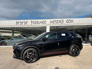 Alfa Romeo Junior 1.2 136 CV Hybrid eDCT6 Speciale KM 0 IVA ESPOSTA Tua a soli 269 Euro al mese