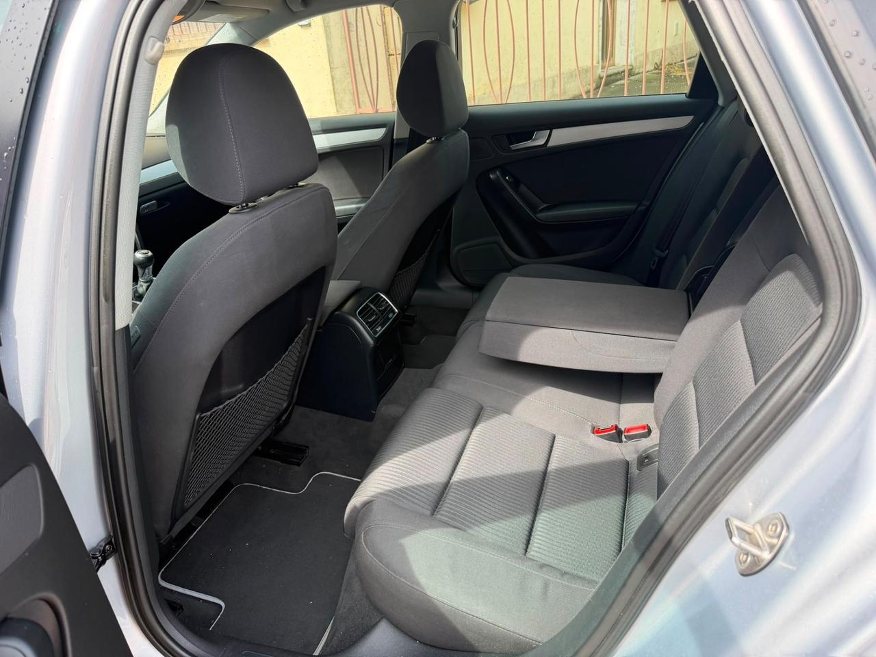 Audi A4 Avant 2.0 TDI clean diesel Business Plus