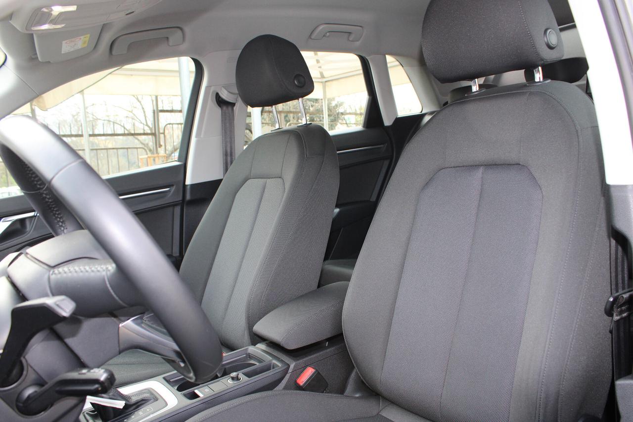 Audi Q3 35 TDI S tronic Business