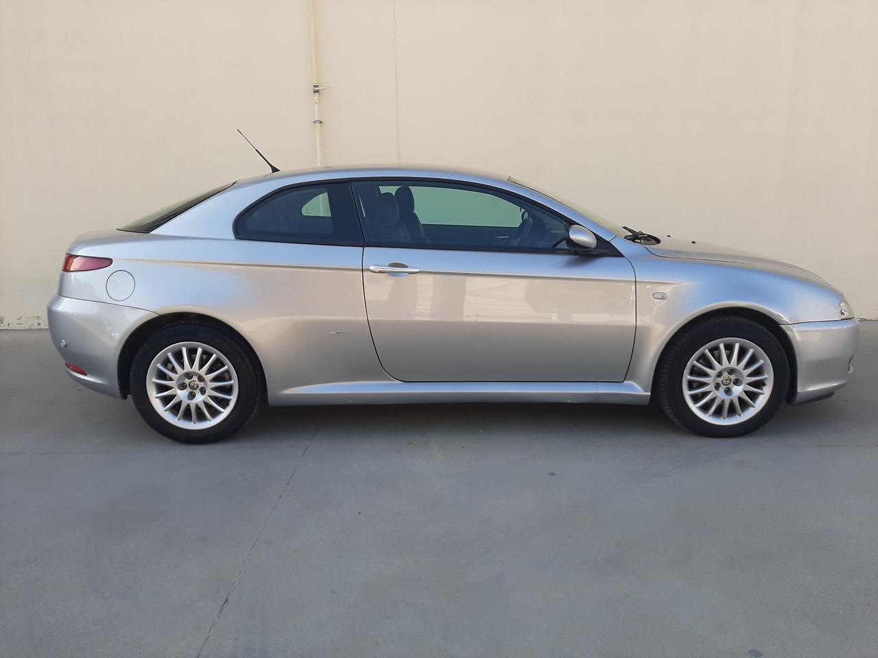 Alfa Romeo GT 1.9 MJT 16V 150cv Luxury