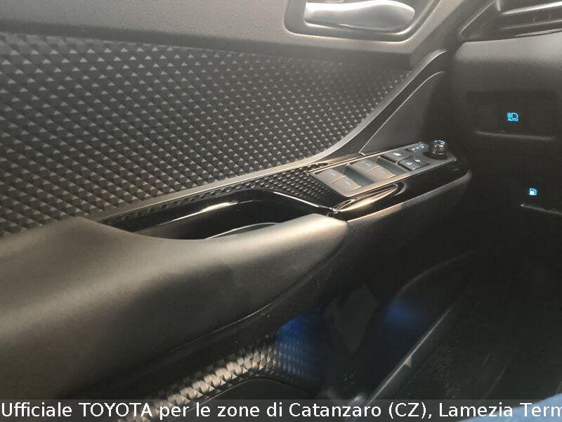 Toyota C-HR C-HR 1.8 Hybrid E-CVT Trend