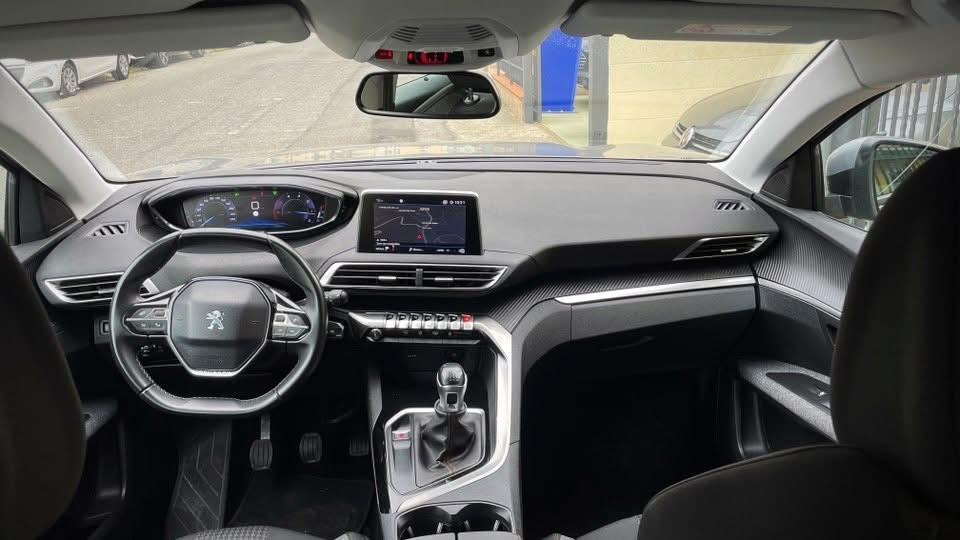 Peugeot 3008 1.5 Hdi Business - 2018