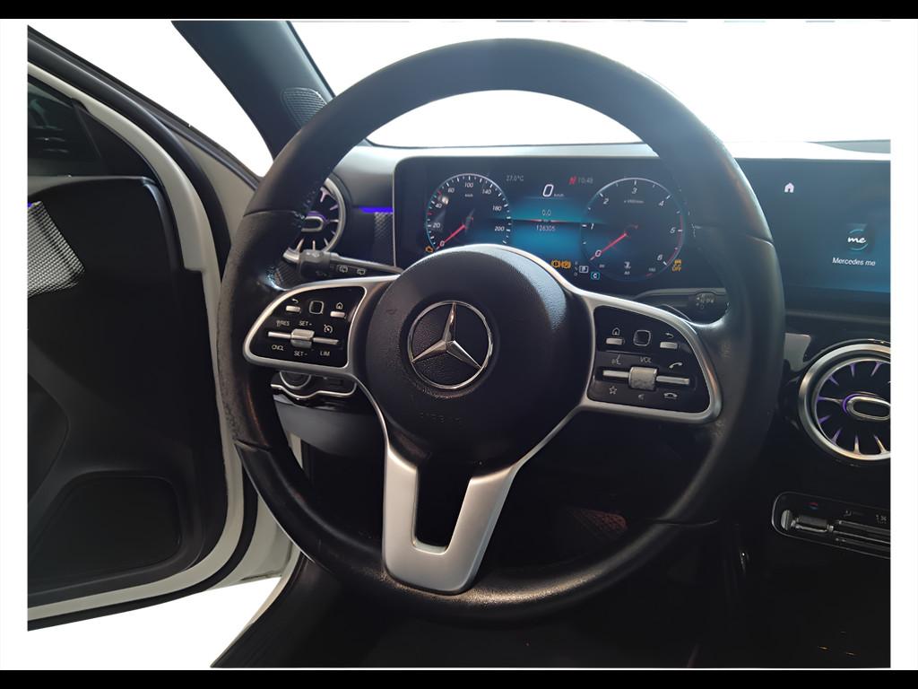 Mercedes-Benz Classe A - W177 2018 - A 180 d Sport Light auto