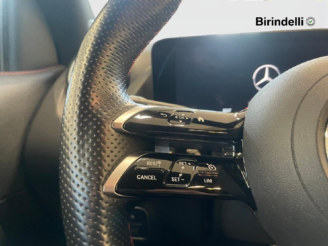 Mercedes-Benz GLA (H247) - GLA 180 d Automatic AMG Line Premium