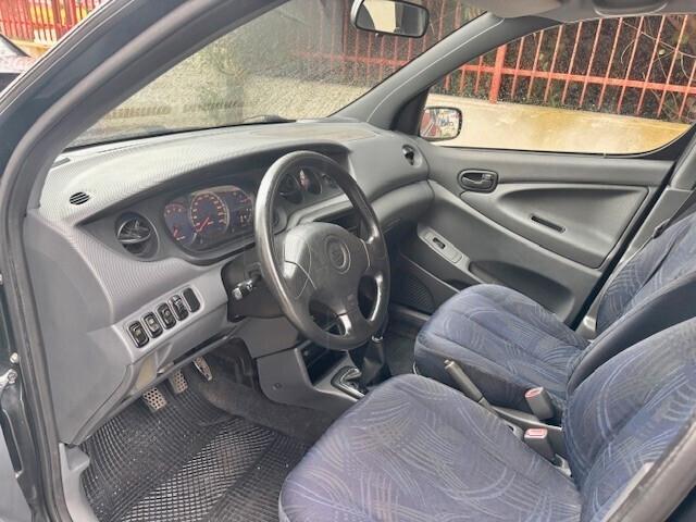 Daihatsu YRV anche permuta o scambi0