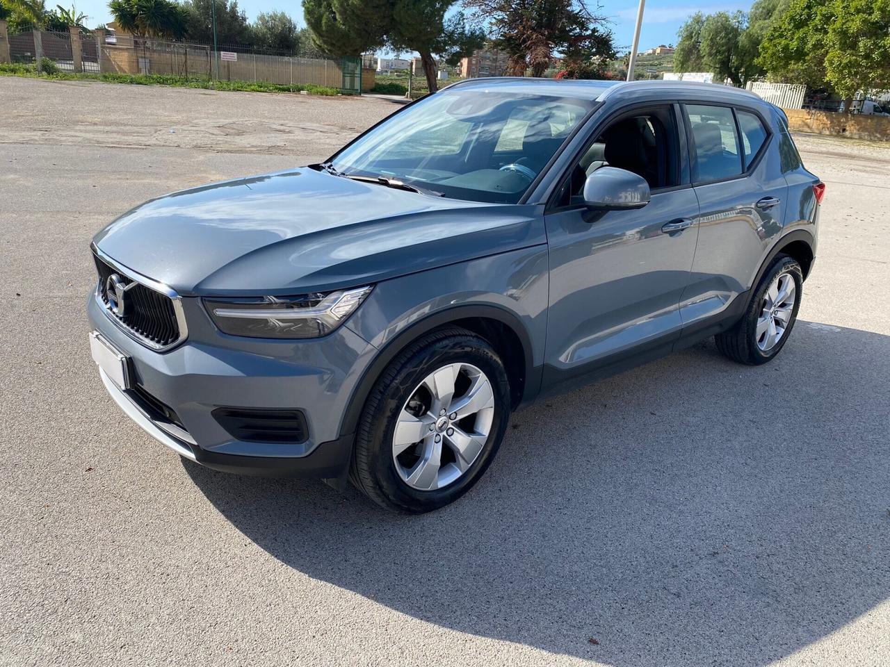 Volvo XC40 D3 Finanziamento senza busta paga