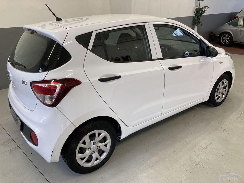 Hyundai i10 1.0 MPI Comfort adatta ai neopatentati