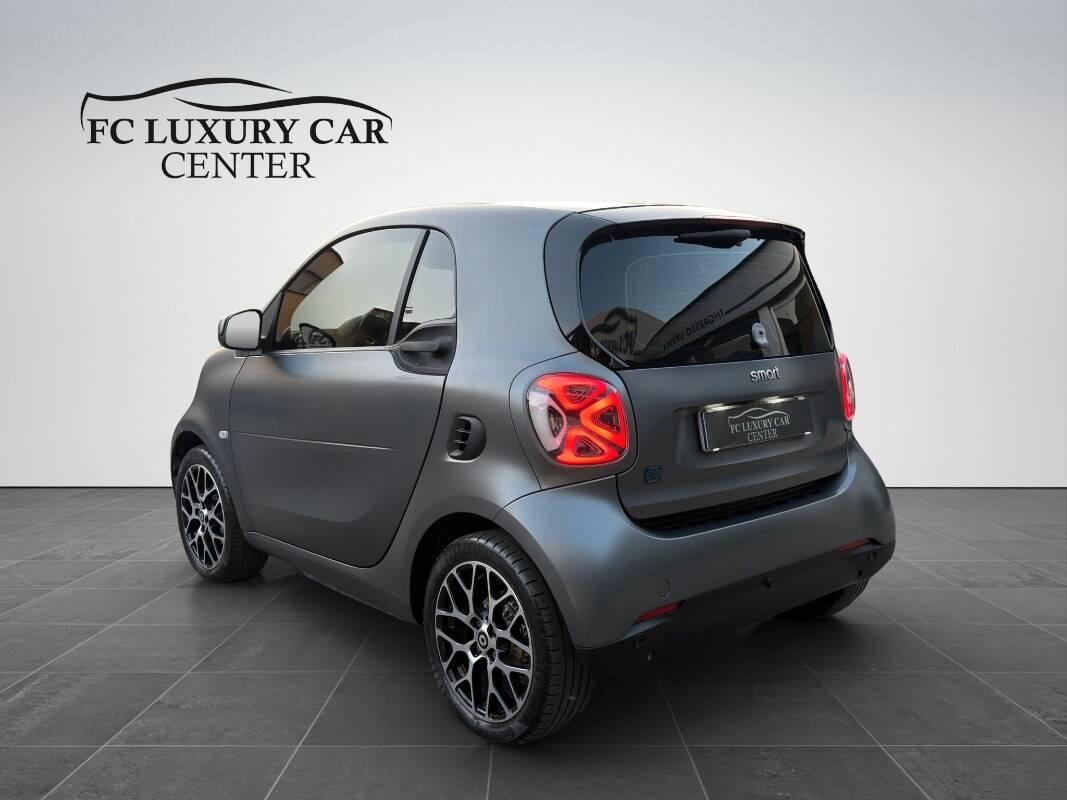 Smart Fortwo EQ Grigio Opaco Full led