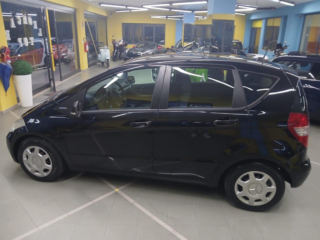 Mercedes-benz A 150 160 BlueEFFICIENCY Avantgarde