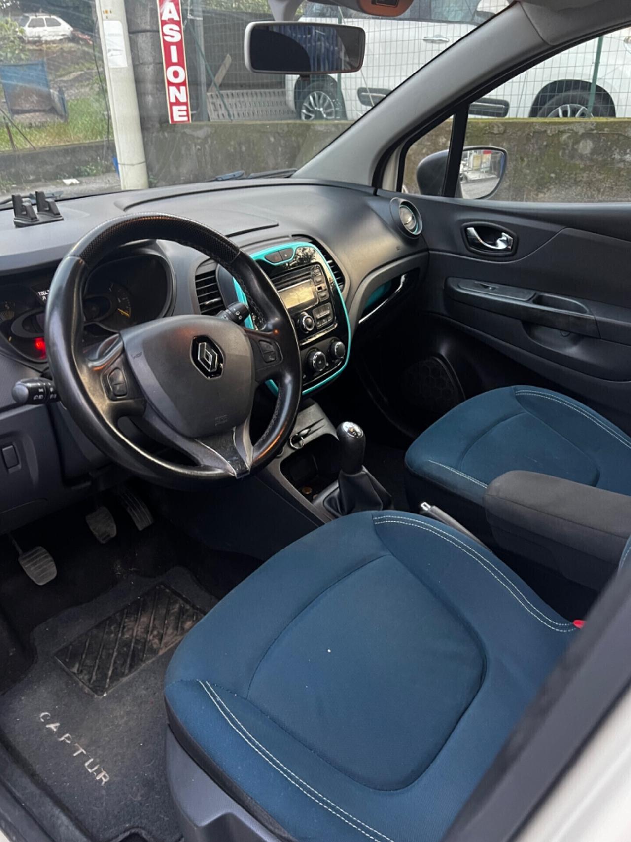 Renault Captur 1.5 dCi 90 CV neopatentati 2015